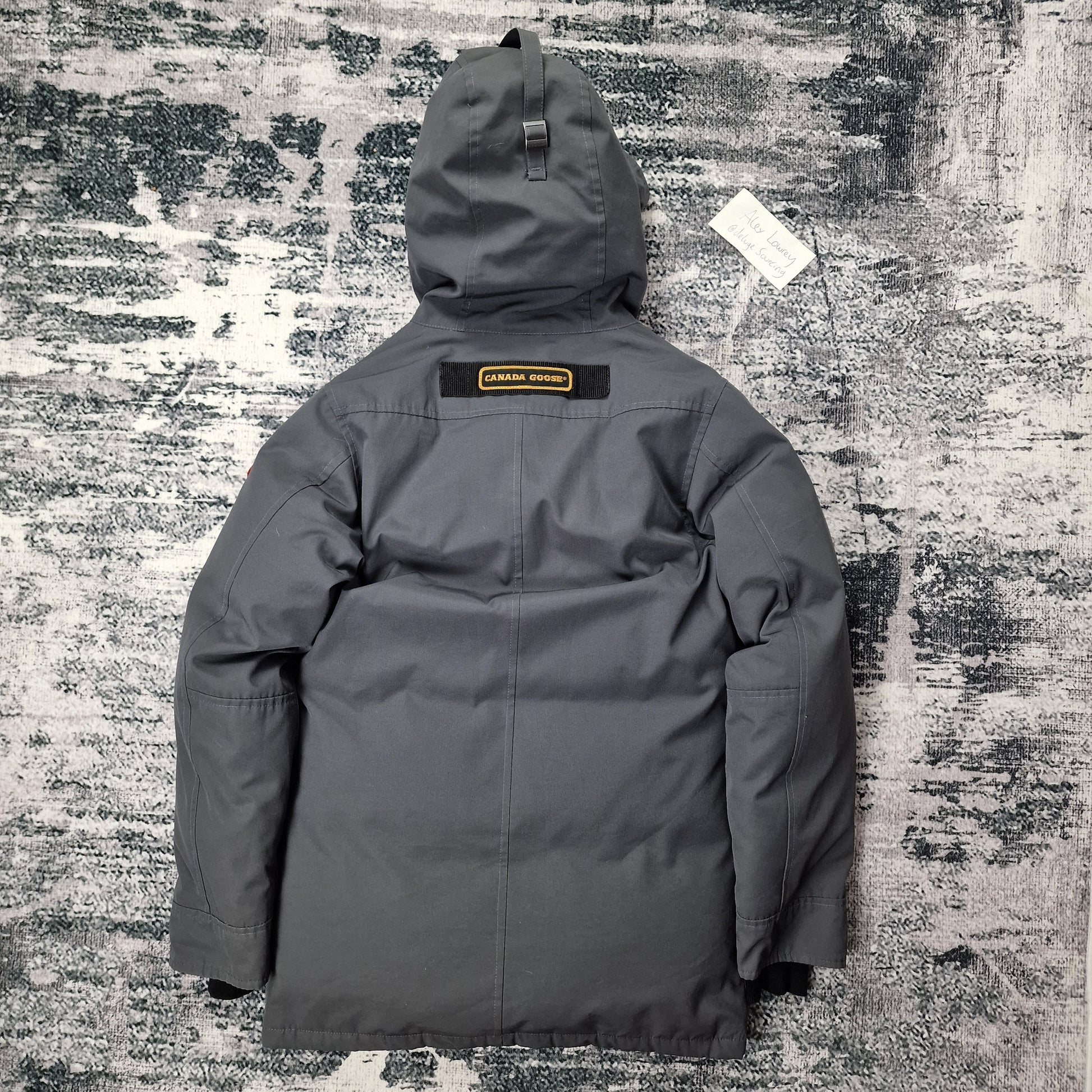 Canada Goose Chateau Parka graphite, back