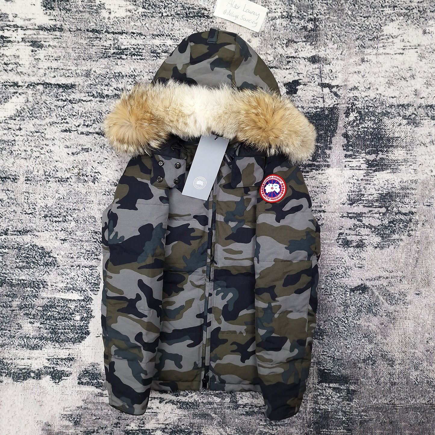 Canada Goose Chelsea Parka Heritage Grey Camo