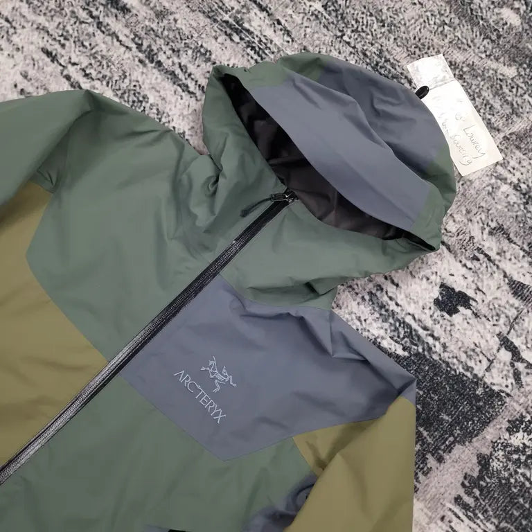 Arcteryx x Beams Beta SL